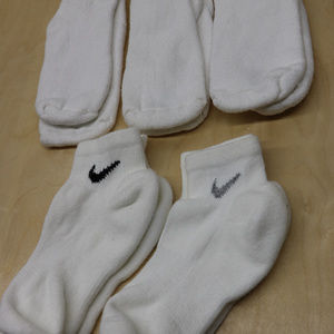 Nike Other - Boy's White Ankle Socks Lot of 5 Nike Other - Boy's White Ankle Socks Lot of 5